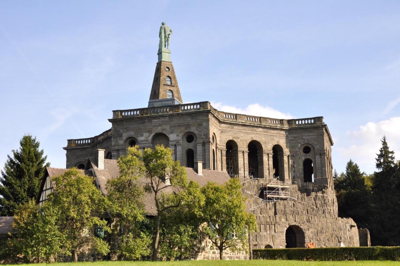 Herkules-Monument im Bergpark Wilhelmshöhe bei Kassel